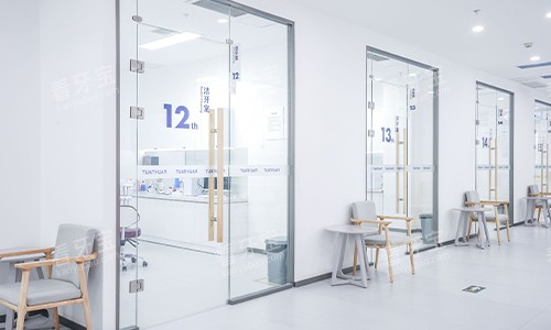 ����˫����ǻ�Ķ��ϴ��������